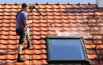 roof cleaning Llanbadarn Y Garreg, Powys